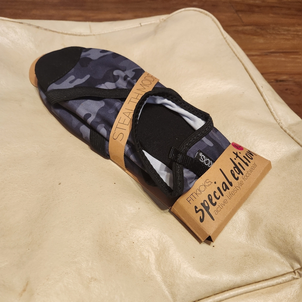Fit kicks special edition size XL